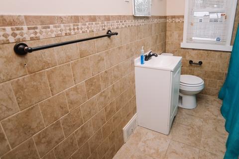 150 Slater Ave, Springfield, MA 01119 photo 18