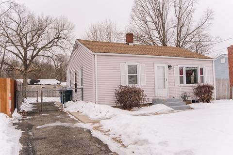 150 Slater Ave, Springfield, MA 01119 photo 4