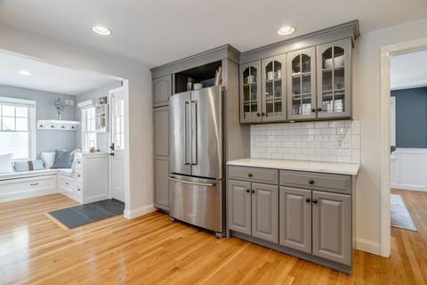 47 Harvard St, Reading, MA 01867 photo 5