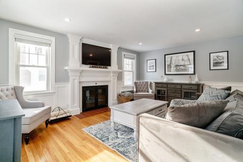 47 Harvard St, Reading, MA 01867 photo 1