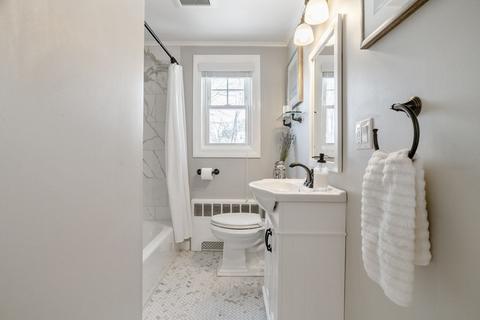 47 Harvard St, Reading, MA 01867 photo 14