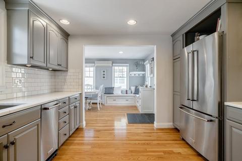 47 Harvard St, Reading, MA 01867 photo 4