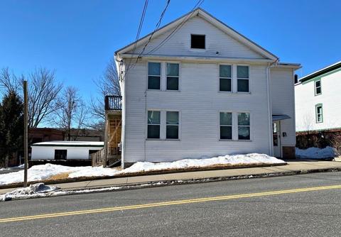 14 Church St, Ware, MA 01082 photo 3