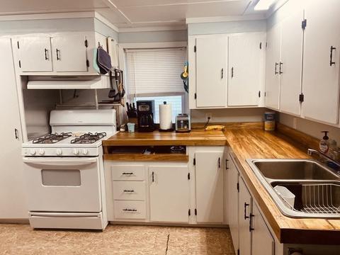 141 Mccloskey St, Fall River, MA 02723 photo 17