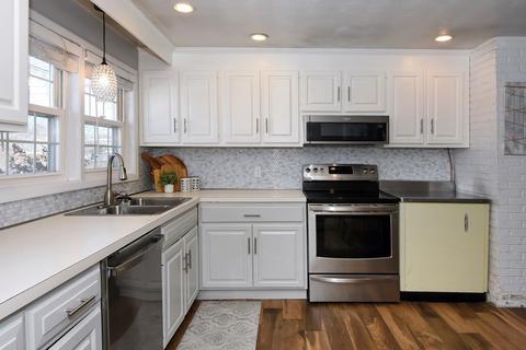 36 Coolidge Rd, Danvers, MA 01923 photo 8