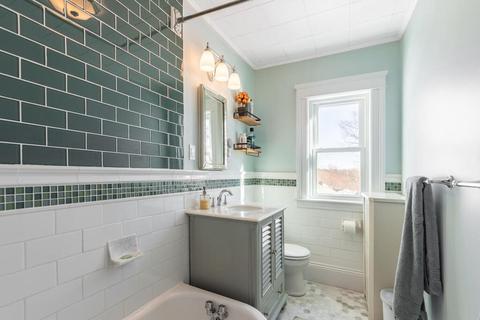 10 Havelock Rd, Worcester, MA 01602 photo 19
