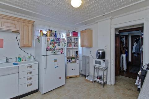 12 Biltmore St, Springfield, MA 01108 photo 9