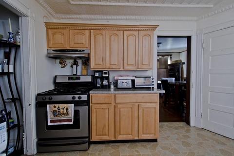 12 Biltmore St, Springfield, MA 01108 photo 8