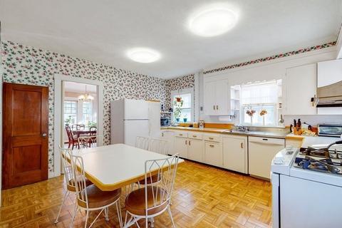 246 Clark, Brookline, MA 02445 photo 8
