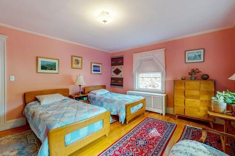 246 Clark, Brookline, MA 02445 photo 11