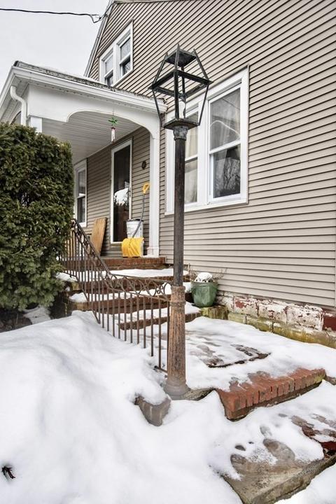 48 Eloise St, Springfield, MA 01118 photo 12