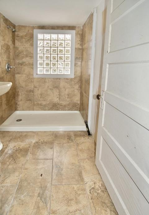 48 Eloise St, Springfield, MA 01118 photo 9