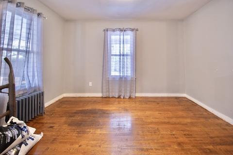 48 Eloise St, Springfield, MA 01118 photo 3