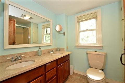 655 Central Tpke, Sutton, MA 01590 photo 27