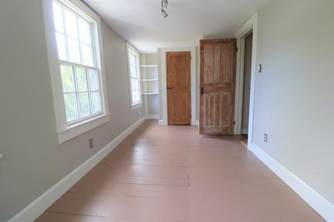 655 Central Tpke, Sutton, MA 01590 photo 29