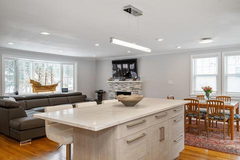186 Robert Rd, Dedham, MA 02026 photo 8