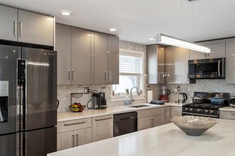 186 Robert Rd, Dedham, MA 02026 photo 6