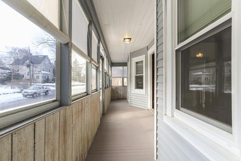 29 Fairview St, Dedham, MA 02026 photo 4