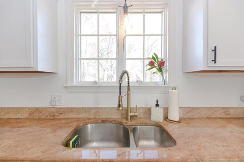 262 Dexter St, Fall River, MA 02720 photo 9