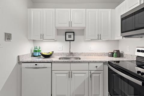 65 Glen Rd #H2, Brookline, MA 02445 photo 14