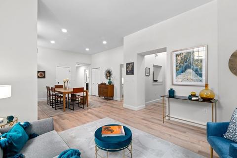 65 Glen Rd #H2, Brookline, MA 02445 photo 4