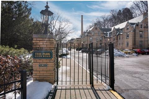 65 Glen Rd #H2, Brookline, MA 02445 photo 25