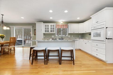45 Knob Hill Cir, Canton, MA 02021 photo 17