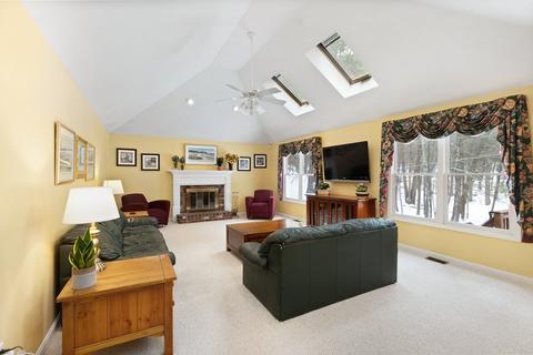 45 Knob Hill Cir, Canton, MA 02021 photo 11