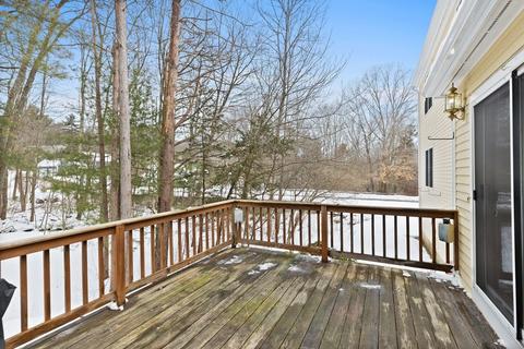 45 Knob Hill Cir, Canton, MA 02021 photo 38