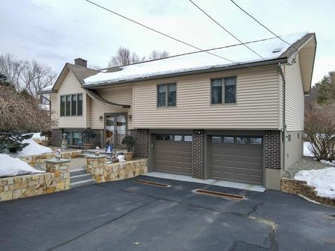 685 Hildreth St, Dracut, MA 01826 photo 1