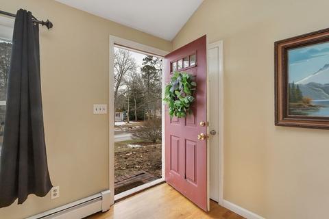 111 Nottingham Dr, Barnstable, MA 02632 photo 5