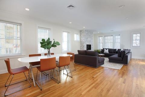 140 Sumner Rd #2, Brookline, MA 02445 photo 3