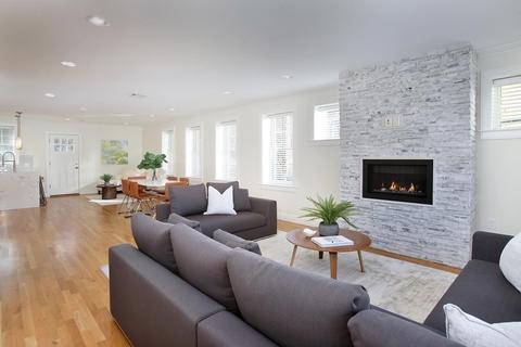 140 Sumner Rd #2, Brookline, MA 02445 photo 4