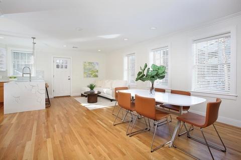 140 Sumner Rd #2, Brookline, MA 02445 photo 5