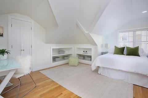 140 Sumner Rd #2, Brookline, MA 02445 photo 11