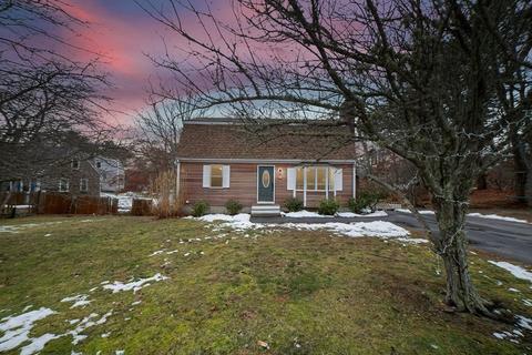 44 County Rd, Mashpee, MA 02649 photo 2
