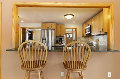 2 Spring Ln, Framingham, MA 01701 photo 9