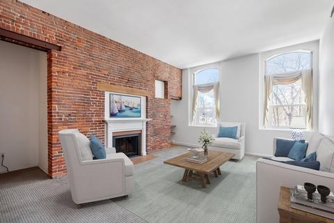 66 Haskell St #2W, Beverly, MA 01915 photo 2