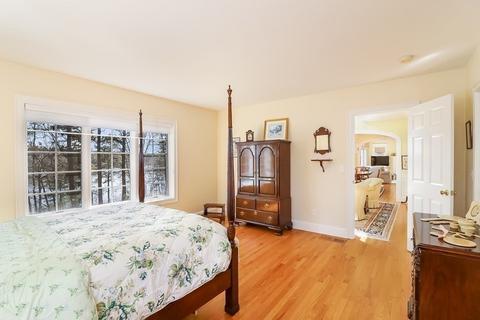 18 Pond Edge Trl, Wareham, MA 02571 photo 10