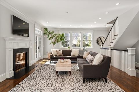 16 Pine St, Wellesley, MA 02481 photo 9