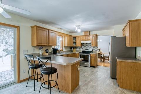 11 Mountain Rd, Erving, MA 01344 photo 5