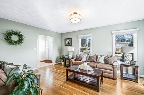 134 Locust St, Danvers, MA 01923 photo 4