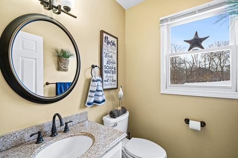 134 Locust St, Danvers, MA 01923 photo 14