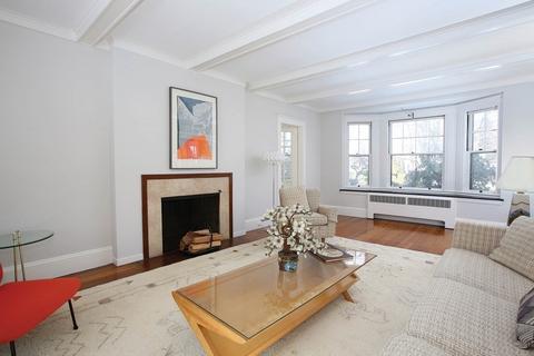 136 Willard Rd, Brookline, MA 02445 photo 4