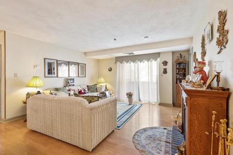 39 Parlin St #105, Everett, MA 02149 photo 5