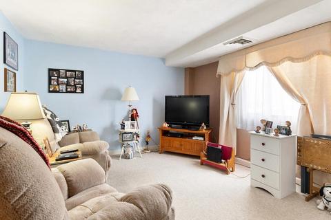 39 Parlin St #105, Everett, MA 02149 photo 13