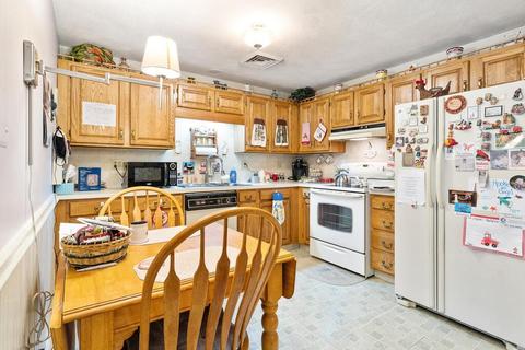 39 Parlin St #105, Everett, MA 02149 photo 10