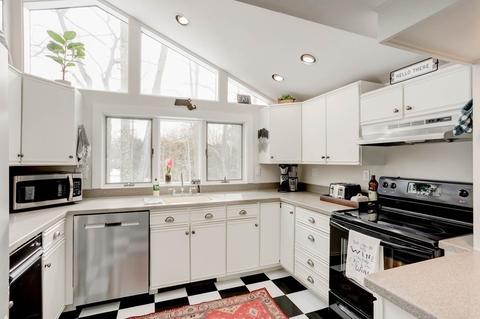 482 Franklin St, Reading, MA 01867 photo 9