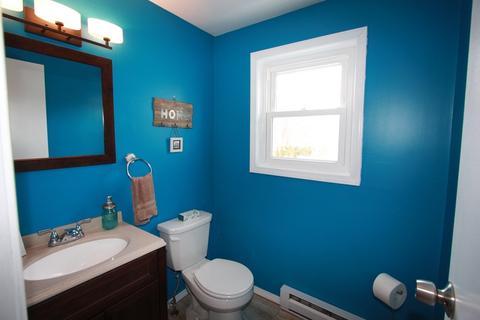 28 El Caney Rd, Worcester, MA 01603 photo 9