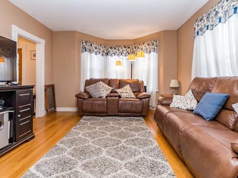 26 Humphrey St, Lowell, MA 01850 photo 5